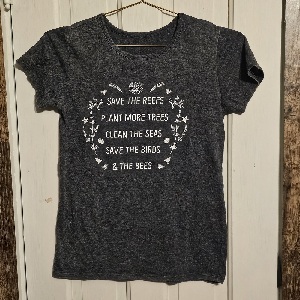 Heather Charcoal Graphic Tee - Save the Reefs Eco Message
